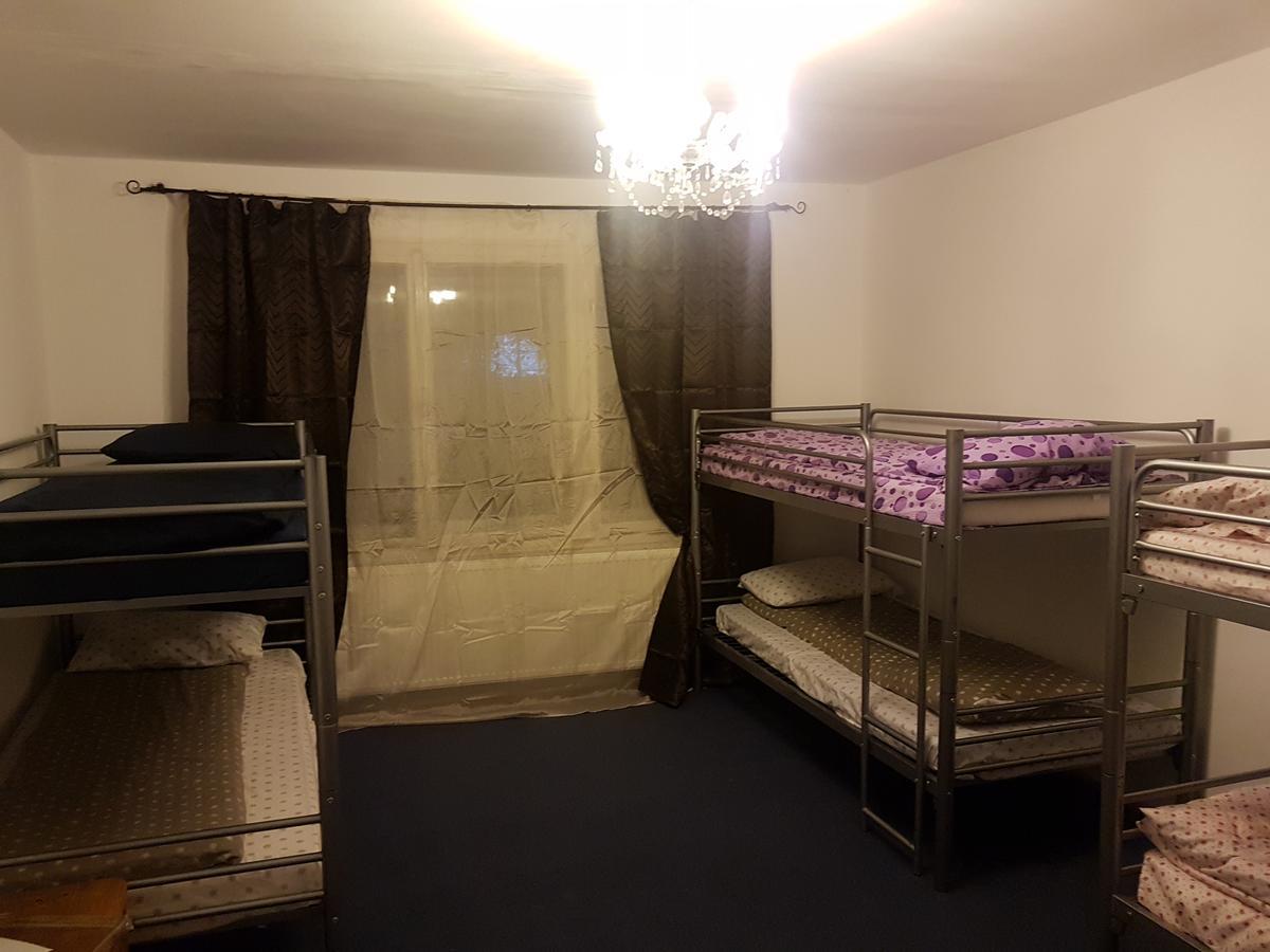 Enjoy Hostel Κλουζ-Ναπόκα Εξωτερικό φωτογραφία