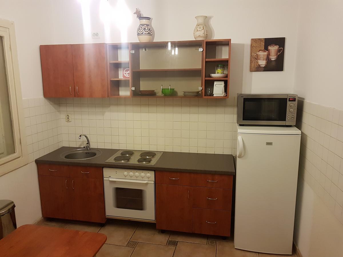 Enjoy Hostel Κλουζ-Ναπόκα Εξωτερικό φωτογραφία