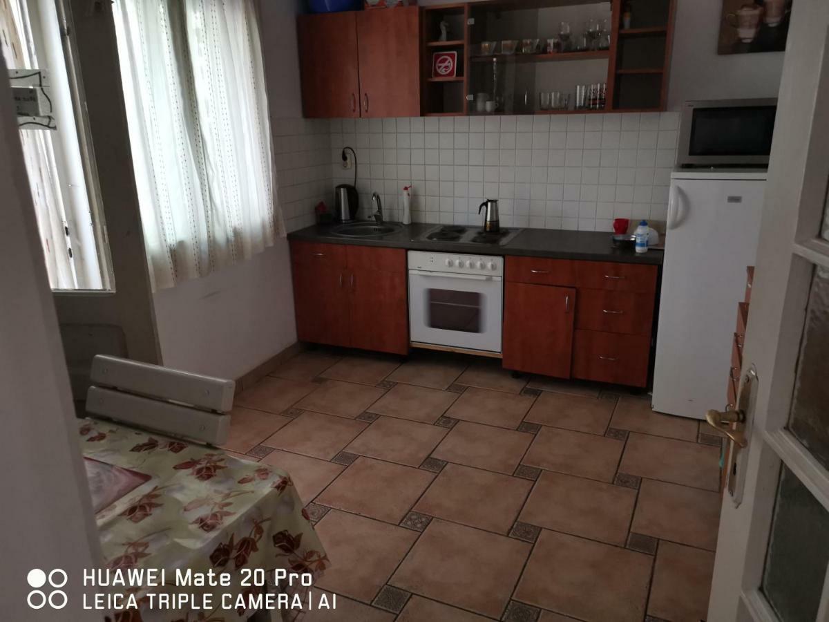Enjoy Hostel Κλουζ-Ναπόκα Εξωτερικό φωτογραφία